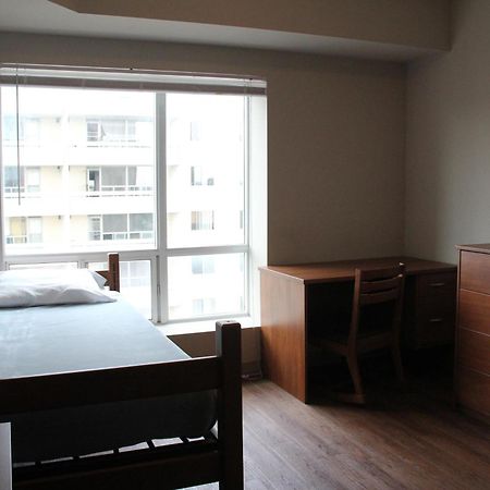 Hotel Laurier - Apartment Style Residence Ватерлоо Экстерьер фото